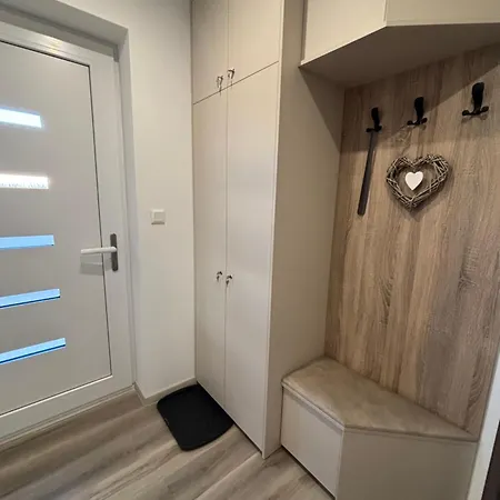 Royal Homes 아파트 *