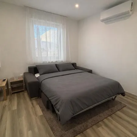 Apartman Royal Homes *