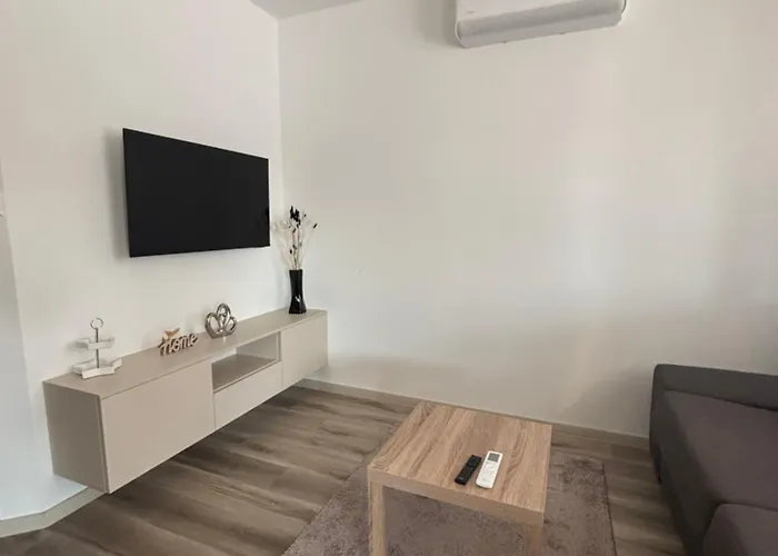 아파트 Royal Homes Nesvady