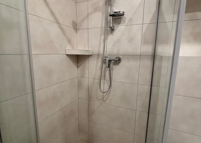 Royal Homes * Nesvady