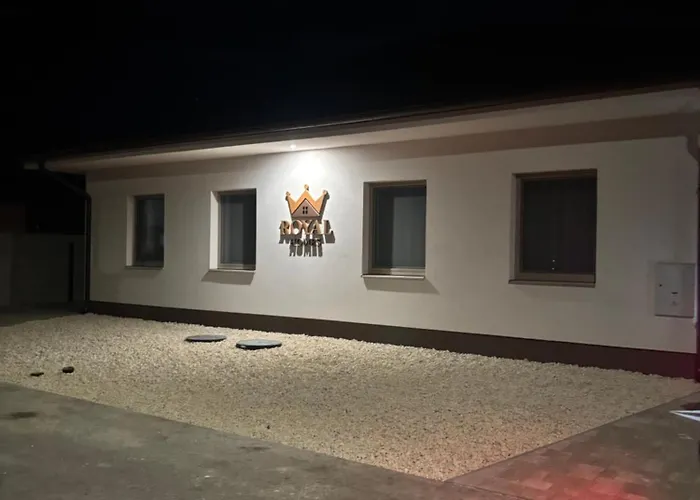 아파트 Royal Homes