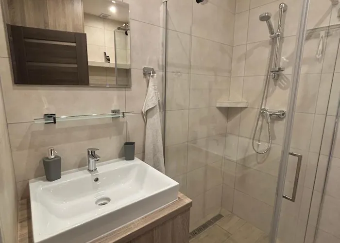 아파트 Royal Homes